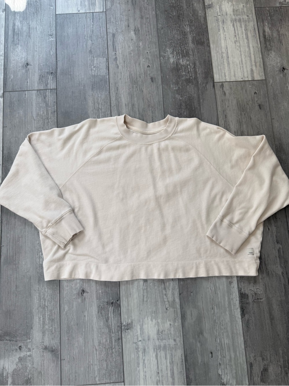 Vuori Cream Oversized Relaxed Lightweight Crewneck Sweatshirt